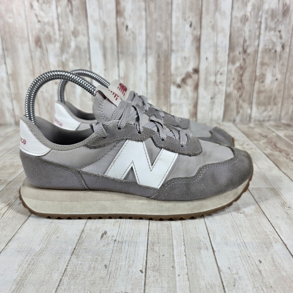 New Balance 237 Women's Grey White Suede Casual Sneakers Shoes Size 4 US